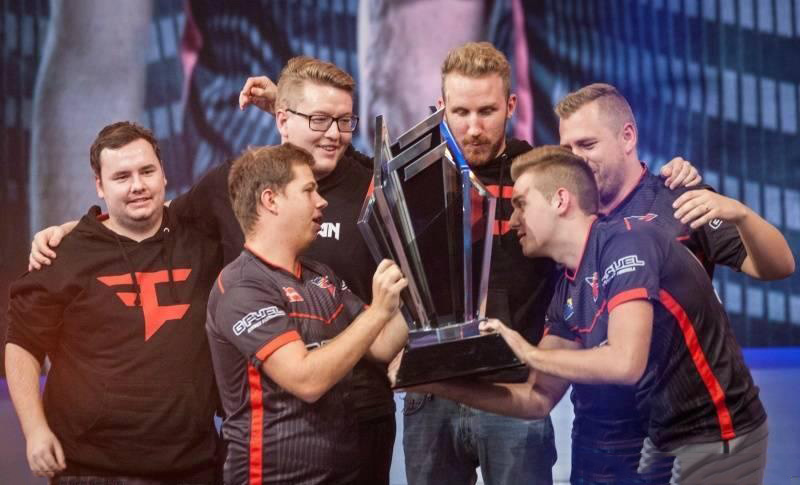 Knight9左手人设崩塌，LPL亚运会中单依旧成疑