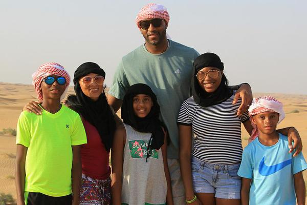 0-0，40岁阿森纳旧将染红+少2人都不输，西甲倒数第一逼平马略卡（0-0！西甲垫底队少两人仍不败，40岁阿森纳旧将染红逼平马略卡）