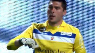 经纪人：我的话完全被断章取义了；孔蒂就像洛博特卡的父亲